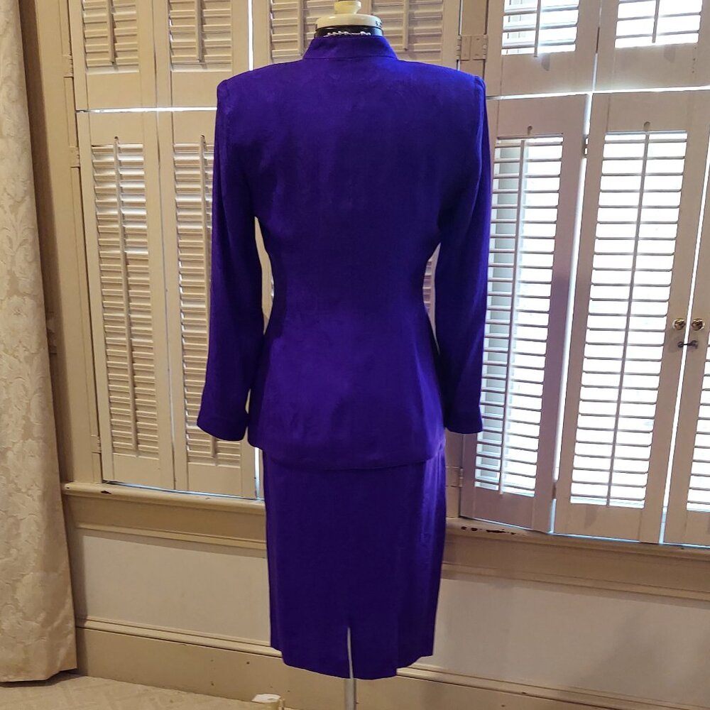 Maggy London PURPLE 100% Silk Asian Inspired Dress Suit Size 4P - Picture 5 of 13
